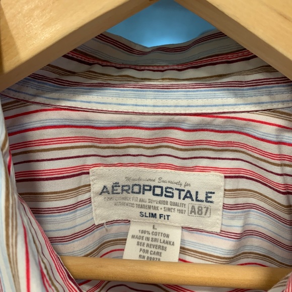 Men's Striped Slim Fit Button Down - Picture 2 of 3